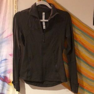 Olive Green Lulu Lemon jacket HALF PRICE✌️💚🐸🐊🍀